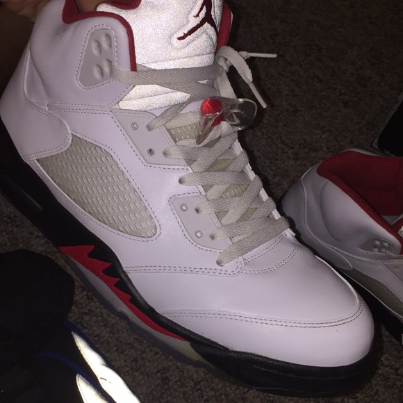 Jordan Fire Reds - Picture 6 of 8